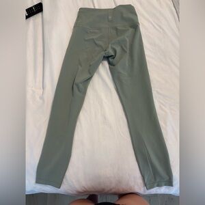 Size 6 lululemon leggings